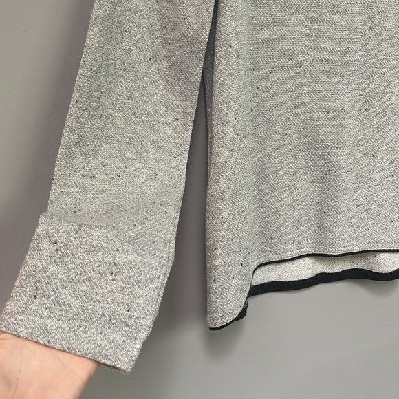 top (M) - Picture 6 of 7